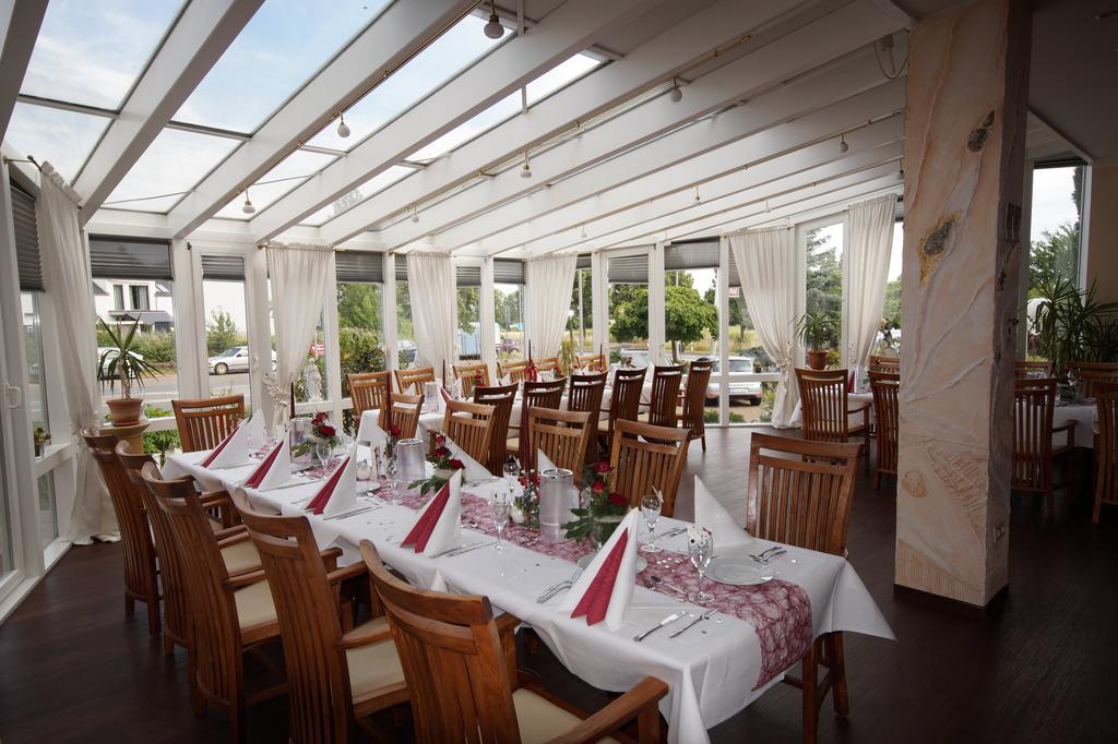 Hotel Bauschheimer Hof Рюссельхайм Экстерьер фото